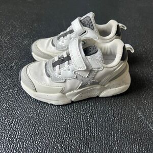 Munich Mini Track VCO 63 Kids Sneakers White Kids size US 9.5 EU 27 Hook & Loop